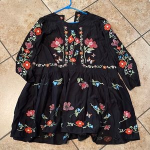 Zara embroidered black dress size Large.